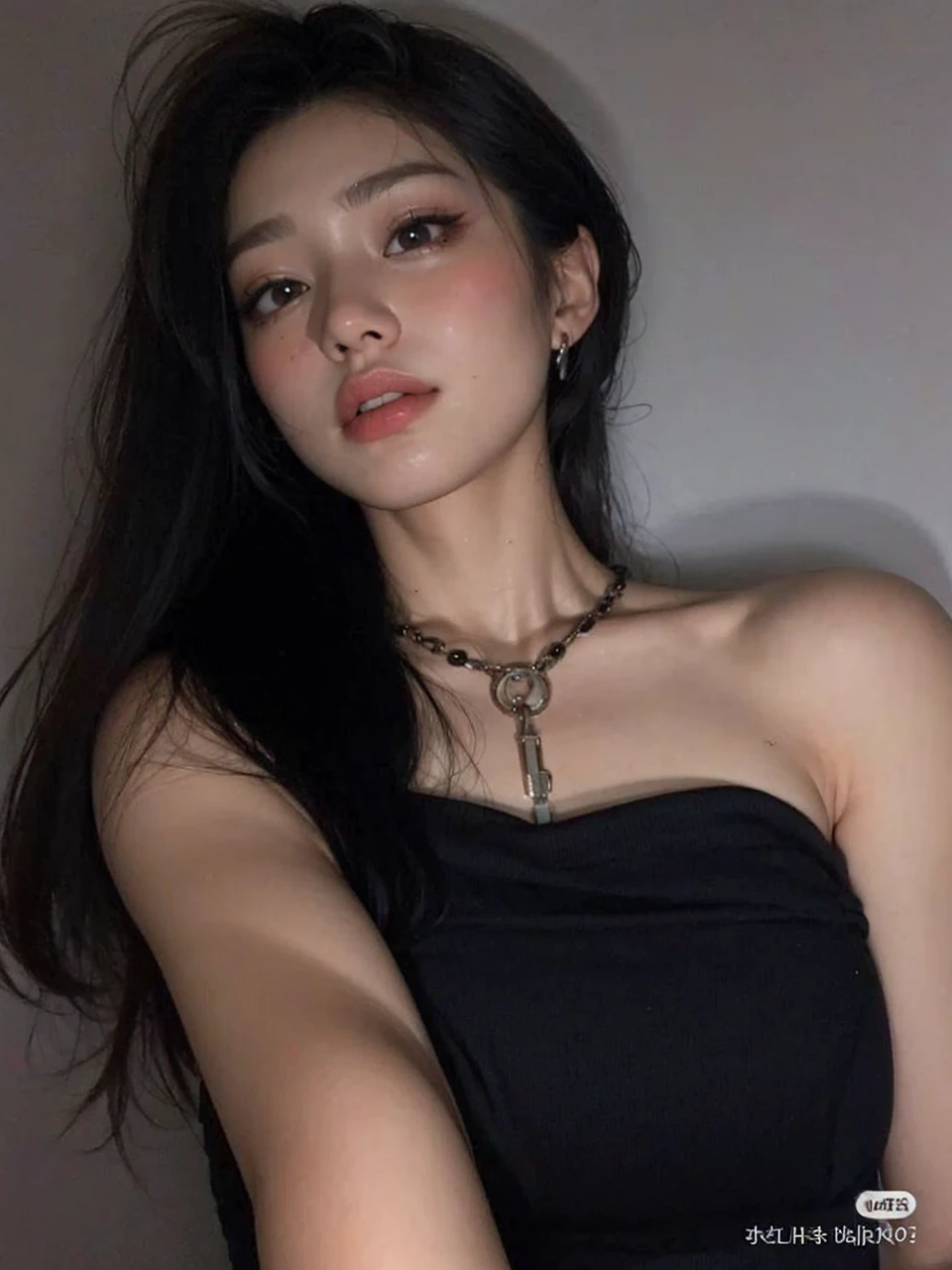 Game Art，Best image quality，Maximum resolution，8K，(A bust photo)，(portrait)，(Head close-up)，(Rule of Thirds)，Unreal Engine 5 rendering works，20 year old girl，((Queen))，The eyes are very detailed，(Large Breasts)，Elegant and noble，light，Ray Tracing，Game CG，((3D Unreal Engine))，OC rendering reflection mode，4K，Ultra-clear，Sensual，Translucent lace，Fair and plump figure，Pretty Face，Glossy Gel Coat，身着华贵礼服的Queen，Crystal Gem Crown，Necklace jewelry，blue eyes，Gorgeous and intricate tattoo designs，Ultra-clear portrait，Sexy thick lips(Red lipstick)，Gorgeous clothing，Diamond Gold，Luxury Costume Jewelry，Diamonds of the Universe，Pearl gemstones，Eight-pack abs
