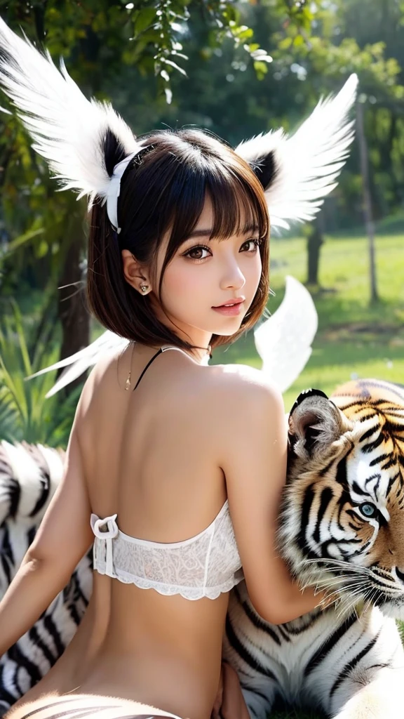 beautiful girl　bangs　Tiger with wings　Shortcuts　Tiger ears　White Tiger