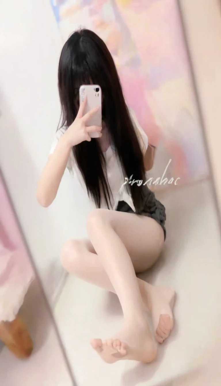 A woman takes a selfie while sitting on the floor, Photos of slim girls, Anime girl squatting, She is about 20 years old, She is about 20 years old, Low quality video, Smooth white tights set, 1 8 Yes, She is about , Ghost Festival