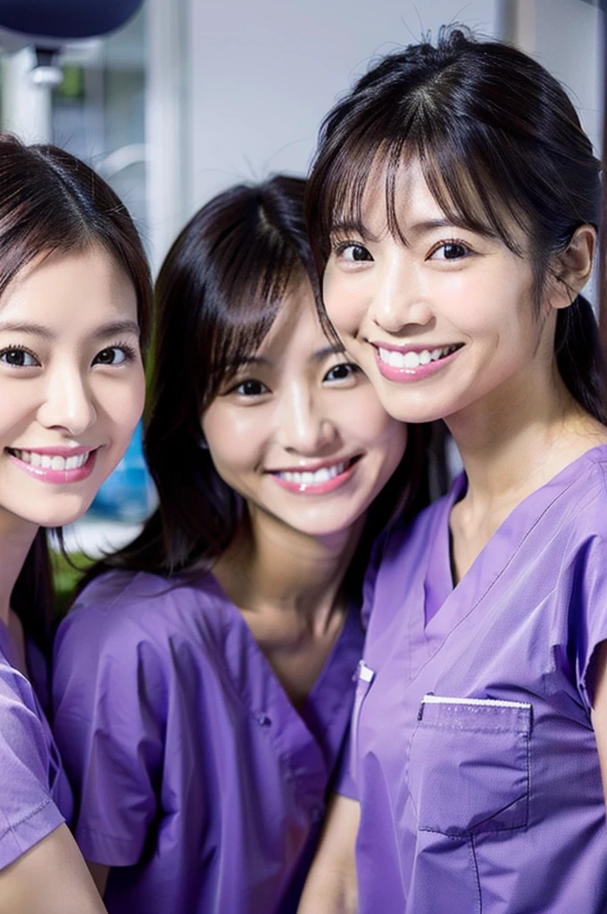 Dental hygienists, two women, smiling, all wearing light purple medical scrubs, short sleeves, Japanese, black hair, women in their early 30s Upper body close-up high resolution Highest quality Don't press your face too much