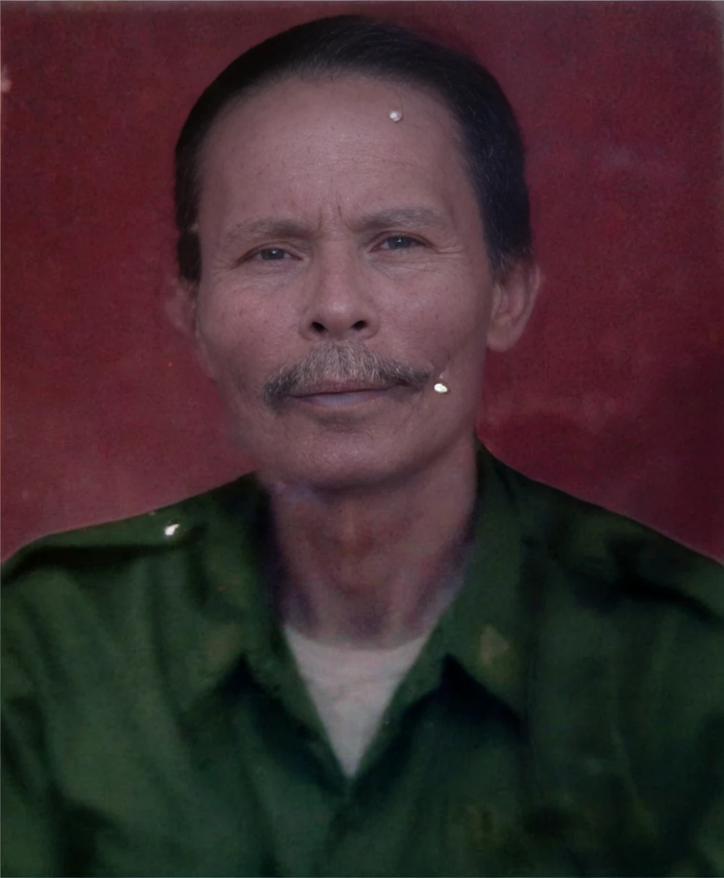 A indonesian old man, wearing green army shirt, realistic detailed UHD 4k photography extreme quality, Cg unity 8k, super delicate, background blur, full depth of field, HDR high dynamics, real restoration, intricate and extreme details, perfectly presenting the style of midjourney art. realistic, elegant, goddess, surrealism, high detail, supremacy, cinematic lighting, ray tracing, shadow, uhd, retina, masterpiece, ccurate, anatomically correct, textured skin, super detail, high detail, high quality, high quality, award-winning, best quality, high resolution, 1080P, 16k, 8k, 4K, HD