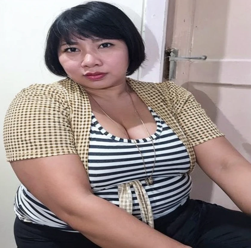 " 2woman, 35 Years Old, Indonesian , Lesbian Scene, Tank Top, big , full body, Curvy body, sharing Passionate hug and eating pussy