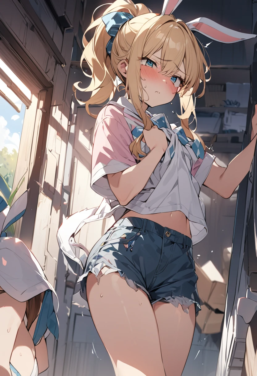 high resolution、masterpiece、middle School girls、Blonde、Tsundere、ponytail、Bunny girl、Hole in clothes