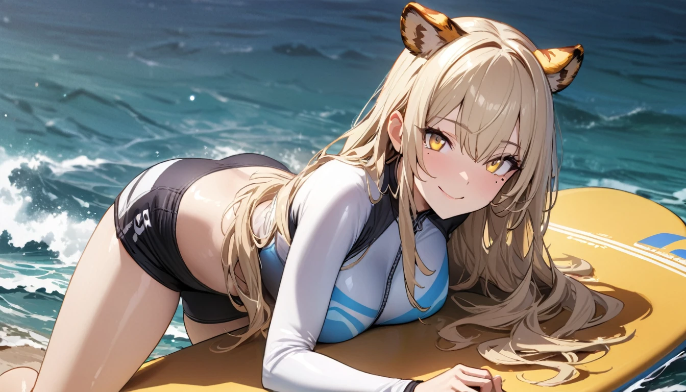 1girl、(((best quality)), ((masterpiece)), (details), masterpiece, best quality, high quality, ulutra detailed, perfect face, ((1girl, blond eyes, tiger ears: 1.3 blond long hair: 2.5,Mole under left eye：2.0))、Shiny Hair、Glowing Skin、Lustful look、Large breasts、Lie face down on a surfboard、surfing、smile、Rash guard、Shorts swimsuit、Ocean、Ocean上、