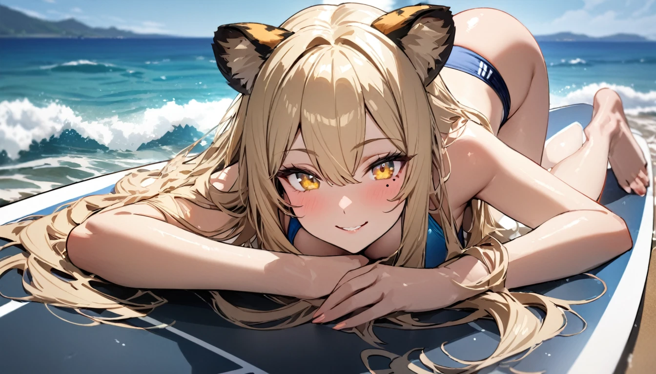 1girl、(((best quality)), ((masterpiece)), (details), masterpiece, best quality, high quality, ulutra detailed, perfect face, ((1girl, blond eyes, tiger ears: 1.3 blond long hair: 2.5,Mole under left eye:2.0))、Shiny Hair、Glowing Skin、Lustful look、Large breasts、Lie face down on a surfboard、surfing、smile、Rash guard、Shorts swimsuit、Ocean、Ocean上、