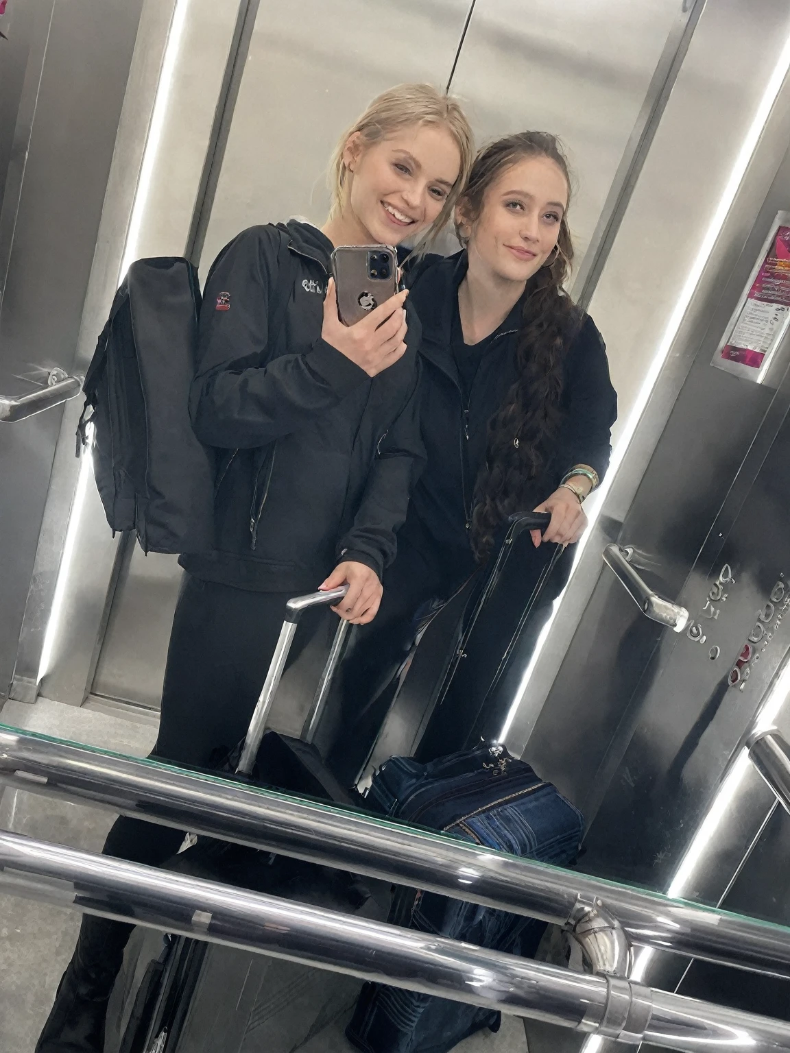 Girlfriends, happy