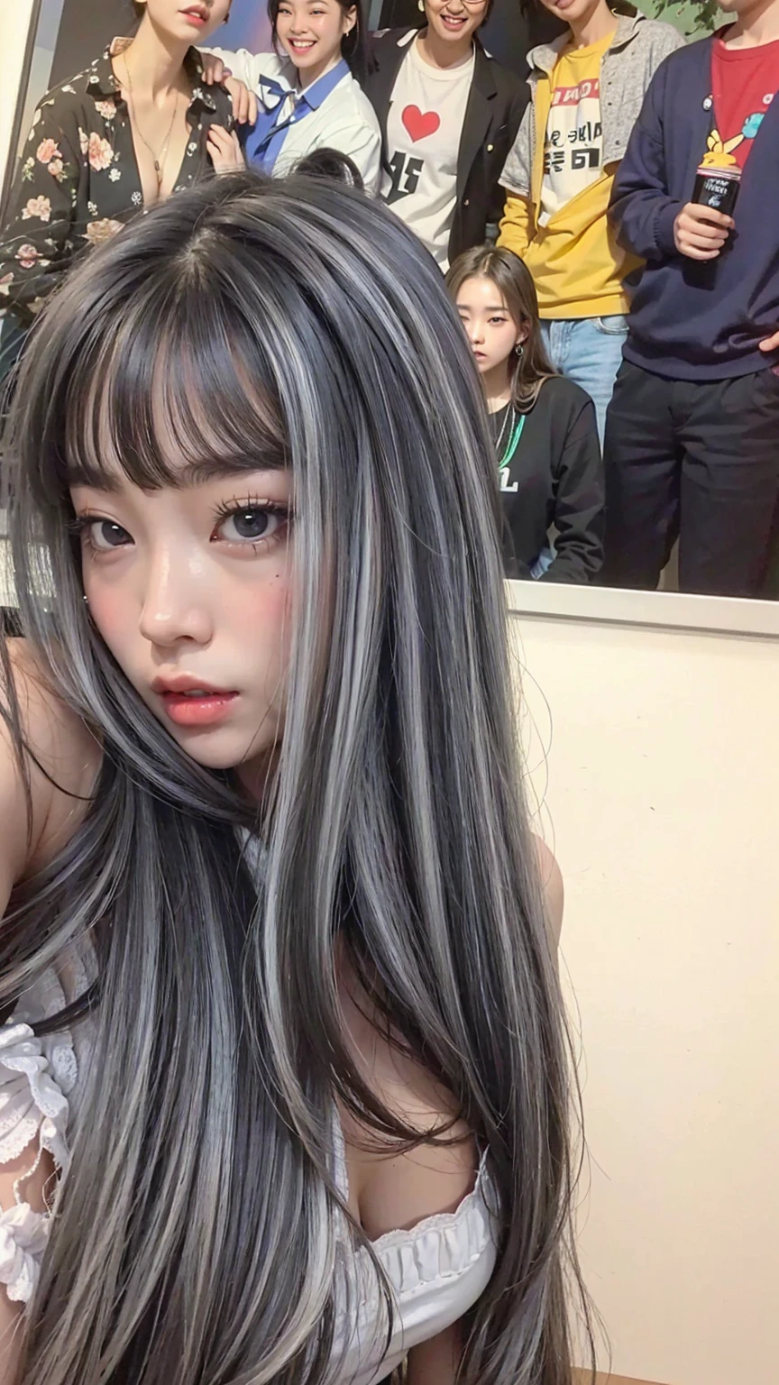 a close up of a woman with long hair wearing a black dress, linda mulher KOREAN jovem, Mulher sul-KOREAN bonita, maquiagem KOREAN popular, maquiagem sul-KOREAN popular, mulher KOREAN jovem bonita, KOREAN, korean artist, Mulher KOREAN, Heonhwa Choe, Portrait of female Korean idol, young adorable korean face, Jaeyeon Nam, cruel korean goth girl
