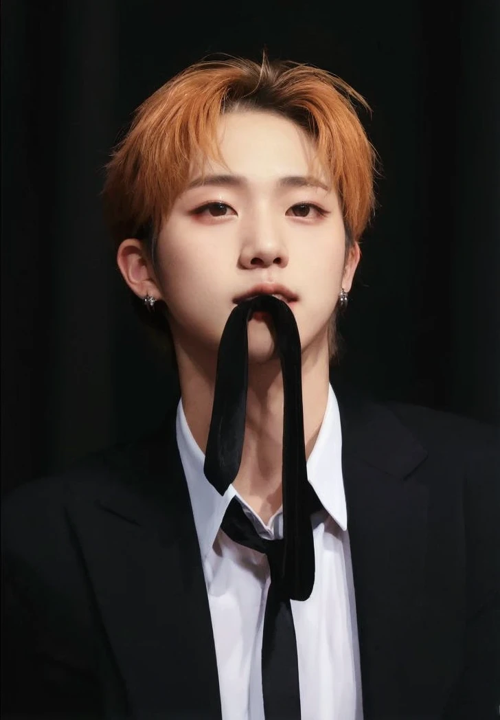 Ulzzang Chico, ulzzang, Korean ulzzang, Chico, ulzzang, Korean Chico, black fur, beautiful face, cute eyes, ulzzang, Ulzzang Chico