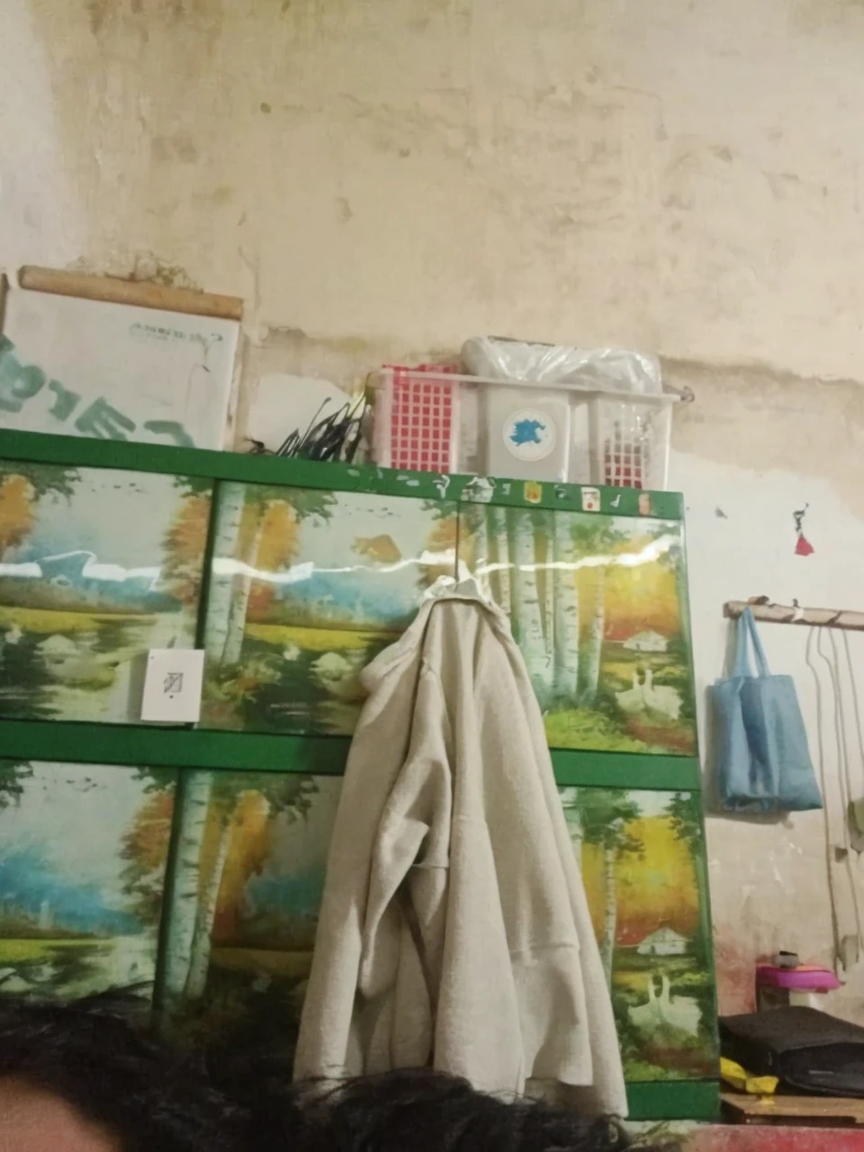ghost on the wall 