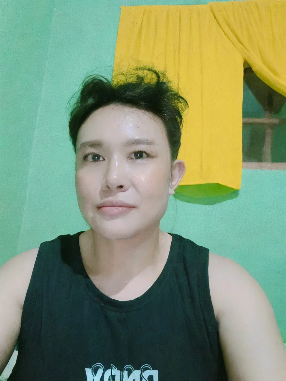 ((Best quality, 8k, Masterpiece :1.3)), Sharp focus :1.2, (((Livy renata))). Beauty:1.3, Slender abs :1.1, ultra-detailed face, highly detailed lips, detailed eyes, double eyelids, Make-up face. lipstick. Necklace, (((Long hair))).
((XL white button-up shirt, long sleeves)), ((wet, chest cleavage, Bare shoulder)), Spoiled smile, in the water. swimming pool