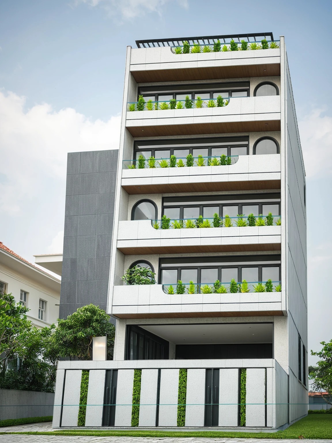 modern villa on street, (daylight), tropical tree, green shrub and plants, vivid color, streetcapes, minimalist design, brigth grey tone, (large glass door:1.2), warm interior lighting, modern material, best quality, ultra realistic, masterpiece, curve