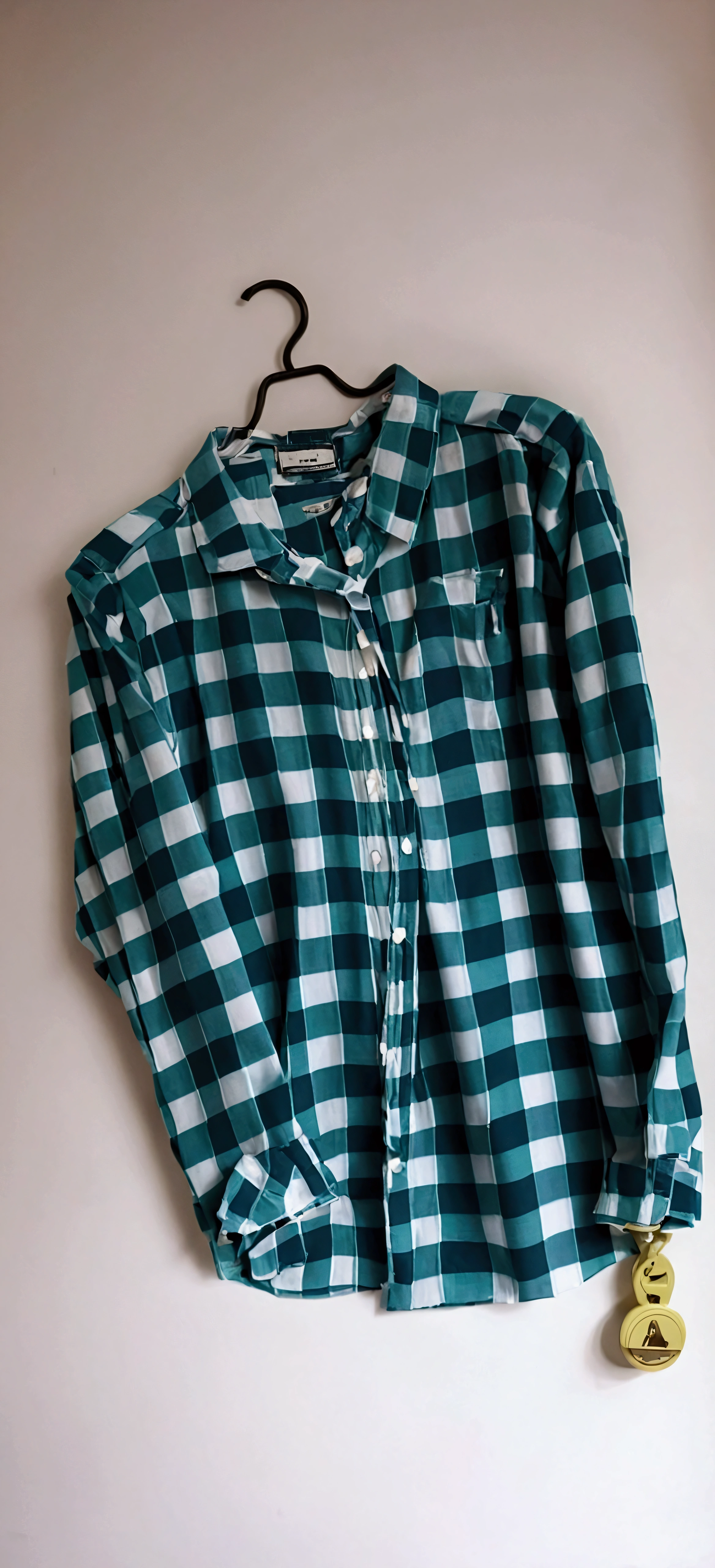 Design me a formal outfit