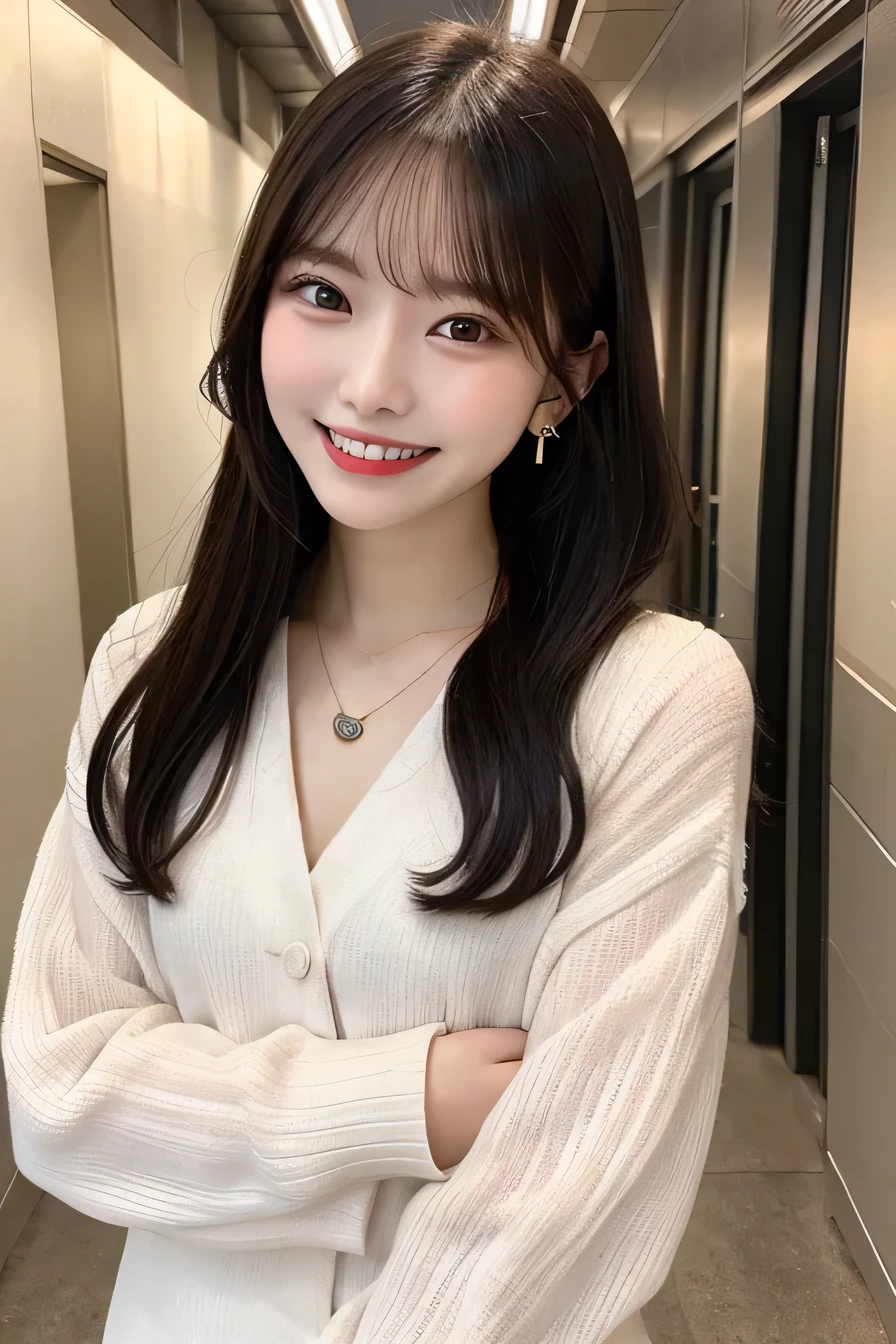 Highest quality, ,smile、Beautiful teeth alignment、Black Hair、Long sleeve blouse、Put on the jacket without putting your arms through the sleeves、ear piercing、necklace, 、The background is a building corridor..
