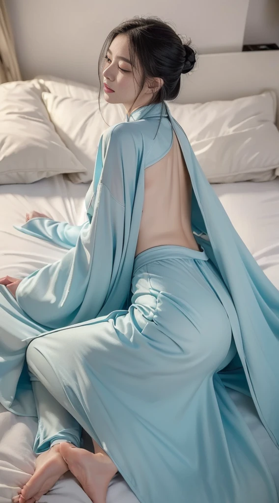 ((best quality)),((Excellent quality, 8K, masterpiece: 1.5)), Clarity: 1.4, Perfect body beauty: 1.4,  Sexy Hanfu，Sexy Hanfu，I can see your pants，White hair，Moist skin, Sleeping in bed，Backward Pose，Pointy ass，Round butt，Pointy ass，Lift your butt，film texture，