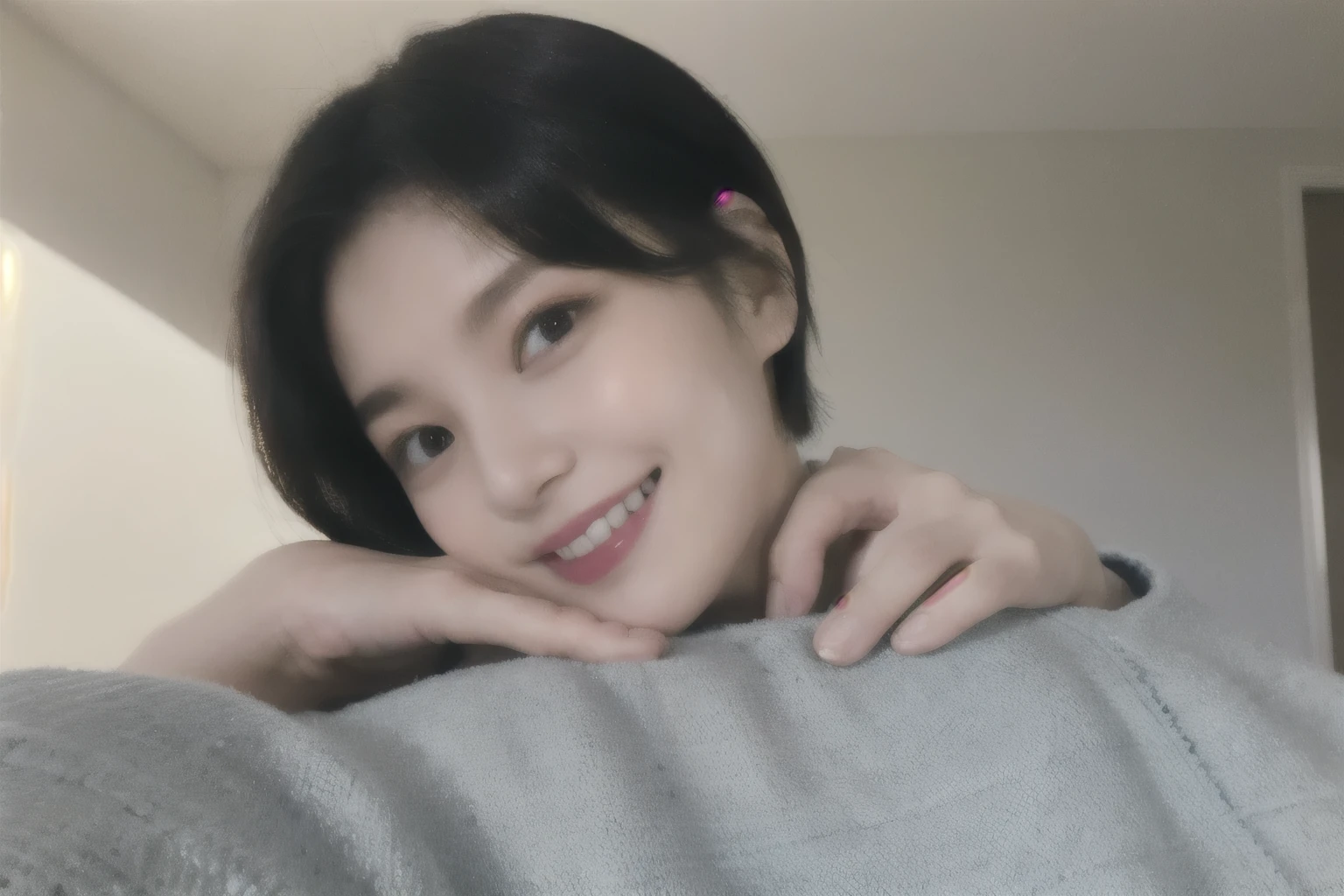 259 20-year-old female, (short hair),(Genuine), smile