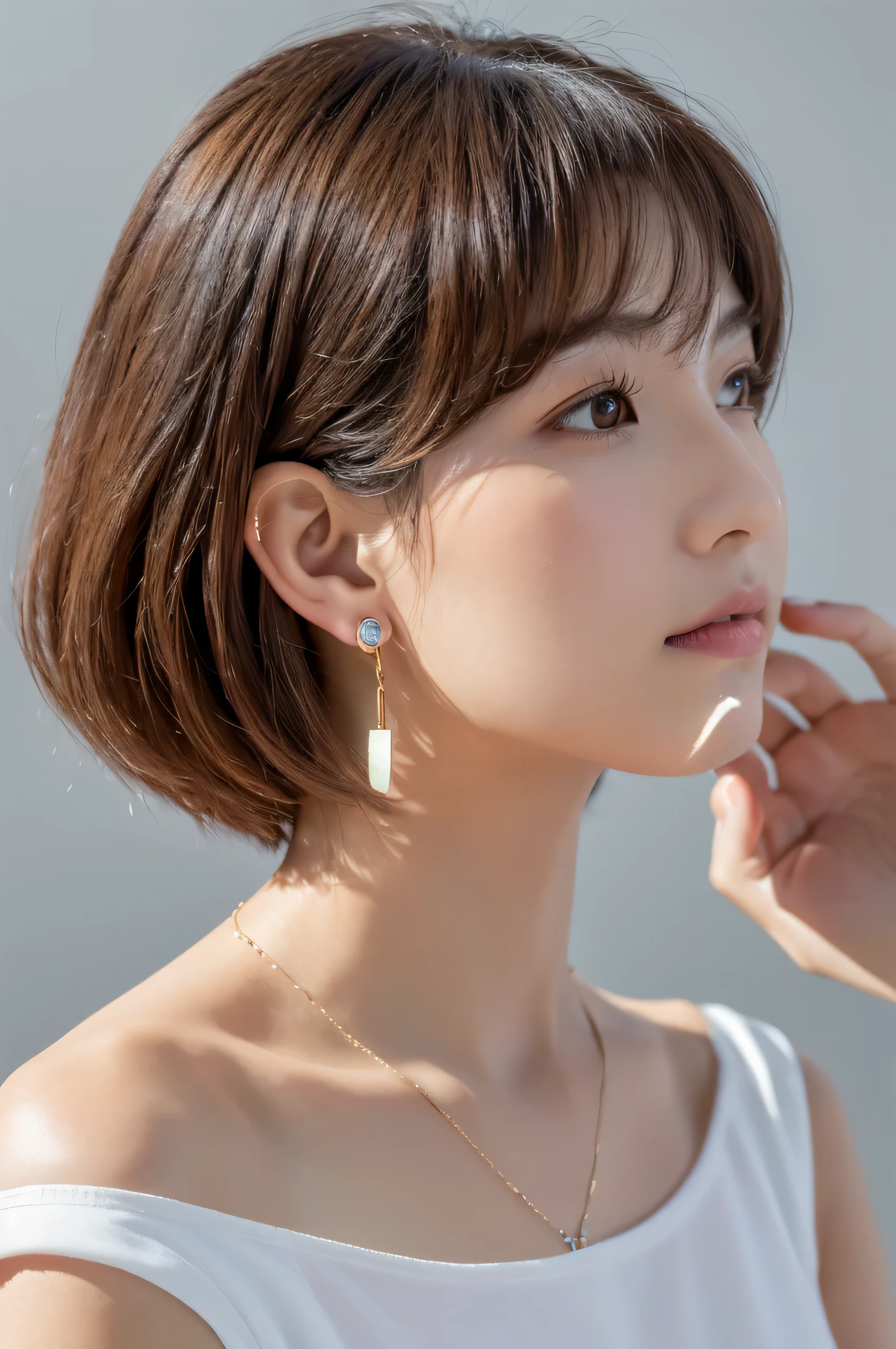 White concrete background、(8k、RAW Photos、Highest quality、masterpiece:1.2)、High-quality RAW color photos、Professional photos、(Realistic、フォトRealistic:1.37)、Photographed in natural light、1 girl,necklace、Pastel camisole、(Beautiful profile:1.3)、profile、Shortcuts、((Brown Hair)、short hair、Eye color is dark brown、(Beautiful profile:1.3)、Correct hand of human body、Simple earrings、Looking at the camera
