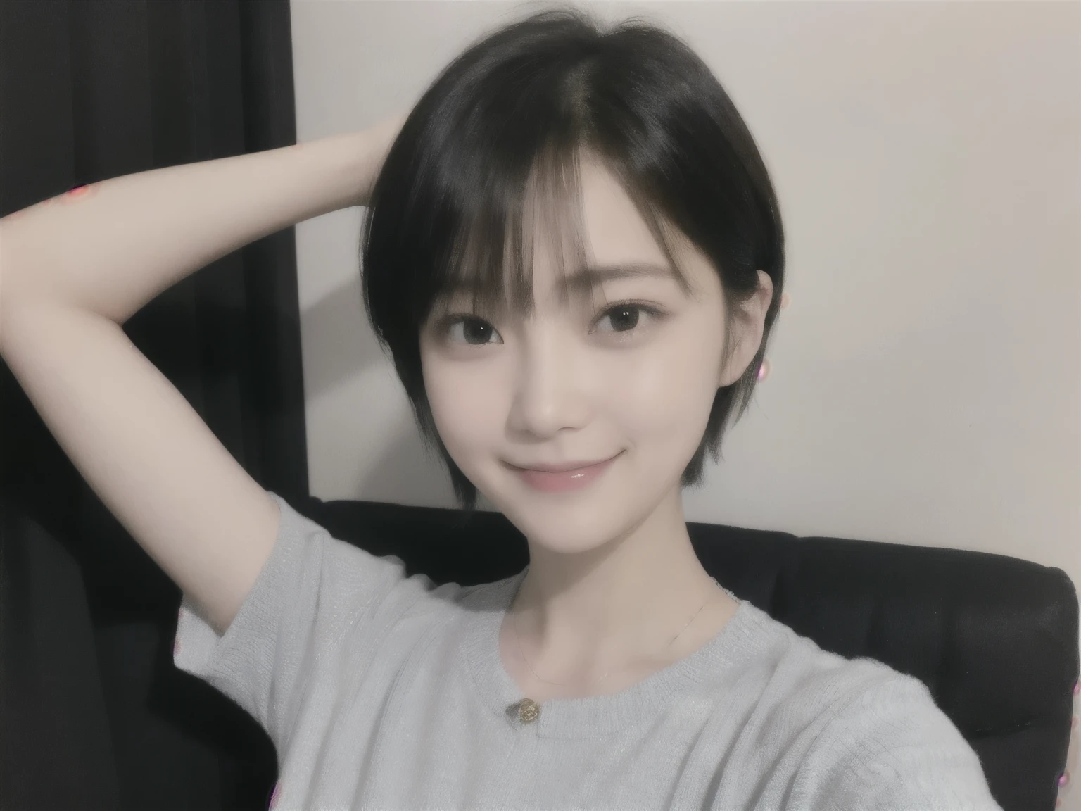 259 20-year-old female, (short hair),(Genuine), smile