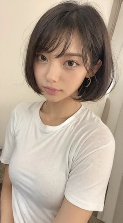 White wall、Brown T-shirt、Medium Short Hair