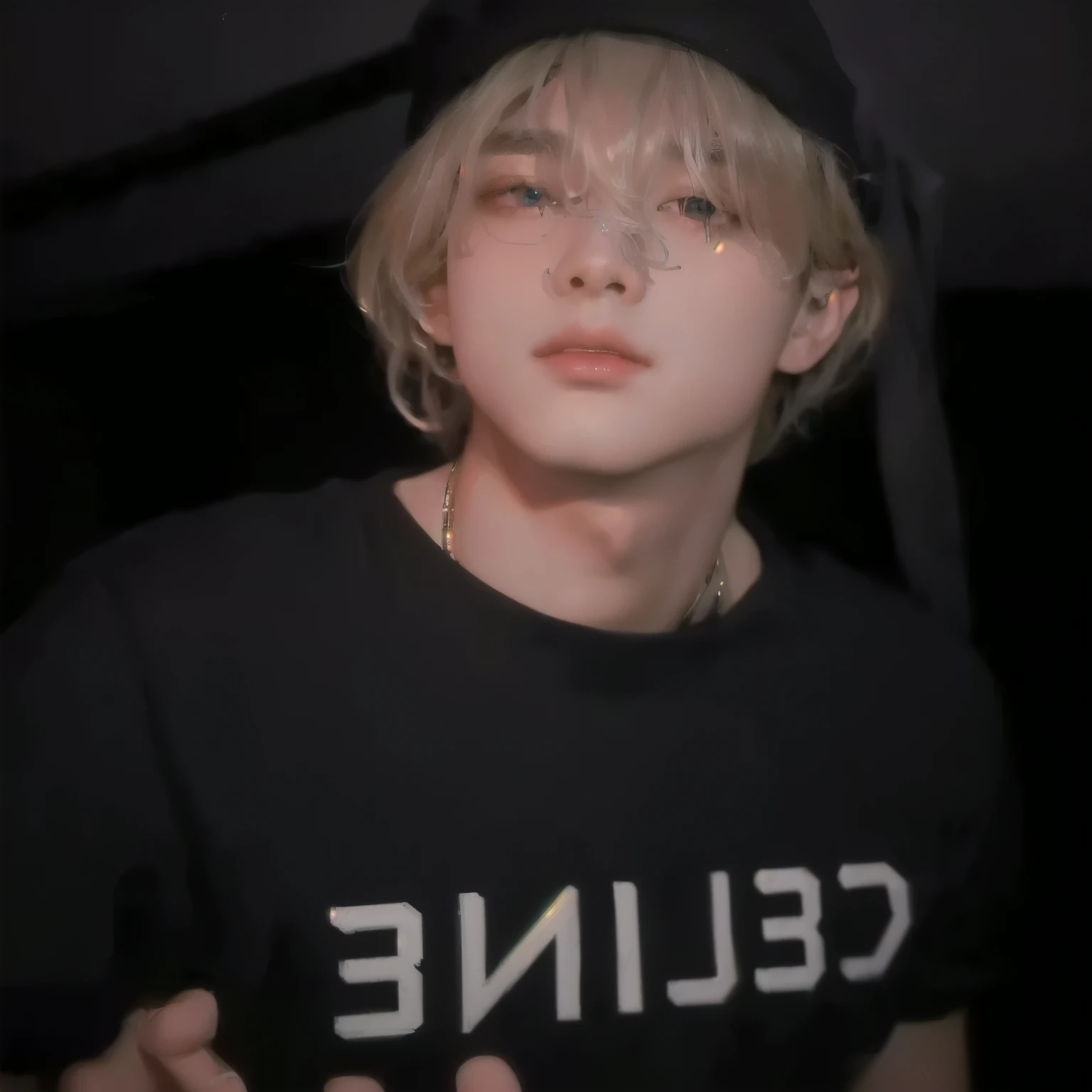 work of art, best qualityer, (Extremely detailed CG 8k unity wallpaper), (best qualityer), (best illustration), (best shade), absurderes, realistic lighting, (abyss), beautiful detailed glowing, arte de PeterMohrBacher, bts kim taehyung