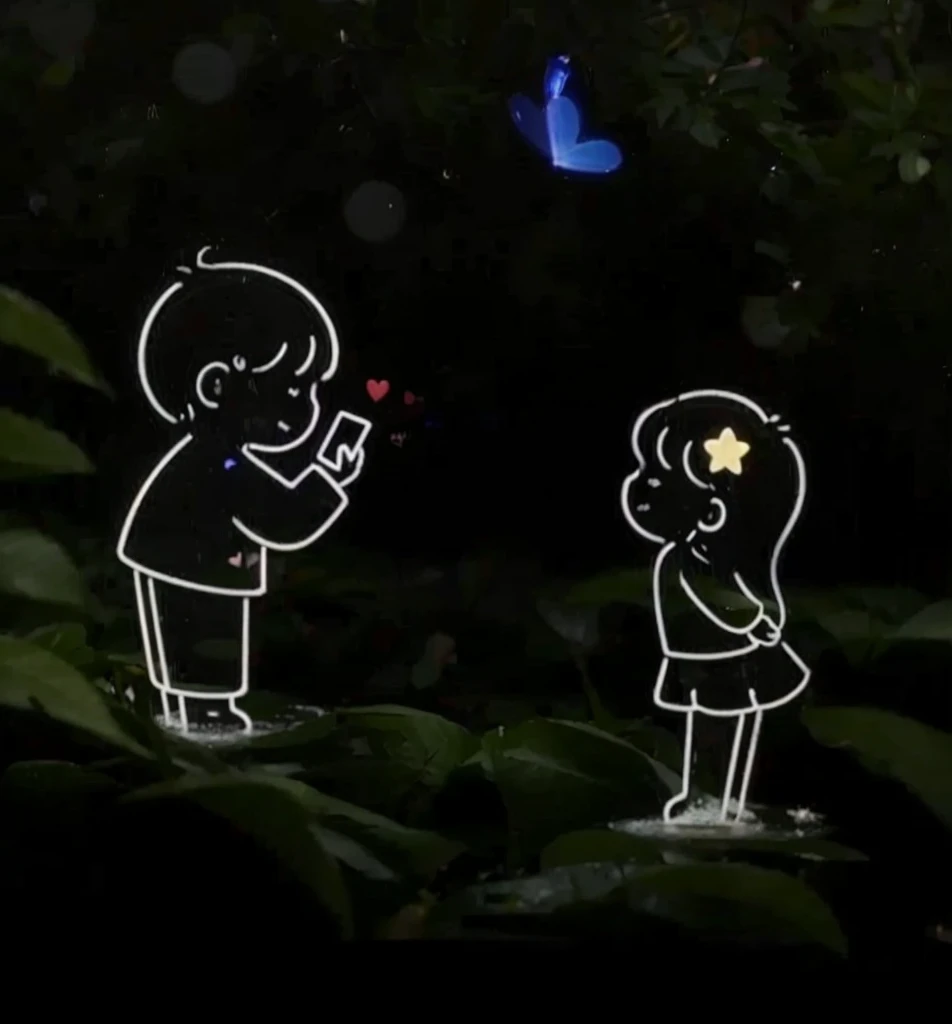2 heart shapes,There are effects around