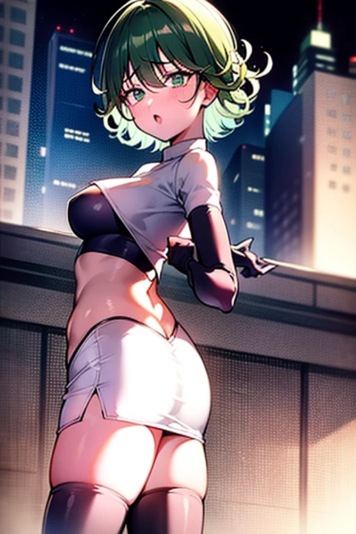 Ninural Volumetric Lighting And Best Shadows, deep depth of field, infoque nítido,1 girl, Alone, Terrible_tornado,looking_in_viewer, blush, short_hair, hits, green_hair, green_eyes,detailed eyes, little_sinos, green_hair, side_opening, Wavy_hair, turned around_hair,Team Rocket,Team Rocket uniform, red letter R, White skirt,Top short blanco,black thigh high stockings,black elbow length gloves