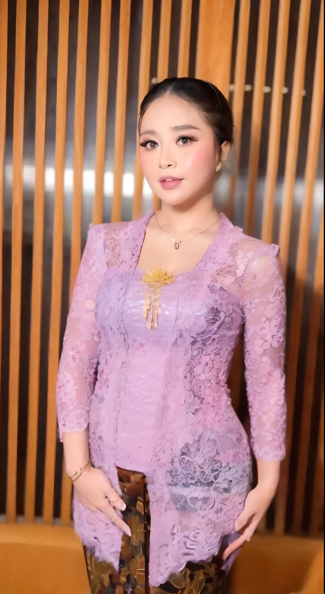 indonesia plump woman, kebaya