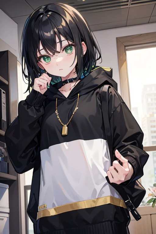 Women、Light black hair、Unshaven、cute、piece、Green Eyes、Black hoodie、Gold Necklace、Young Girl
