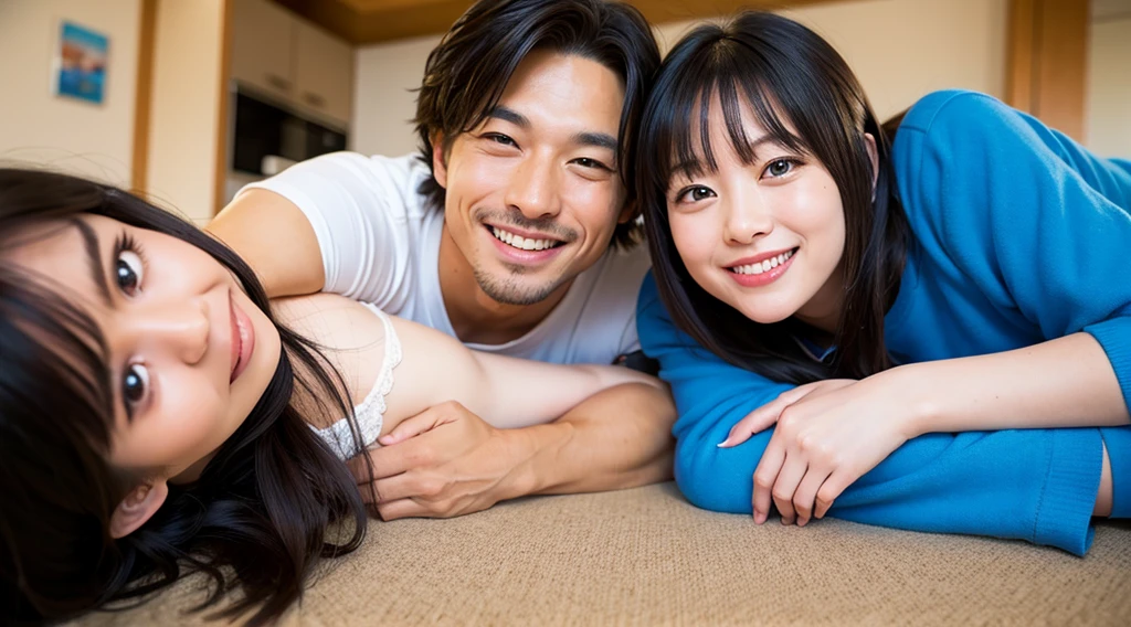 Photo of two people、Images that look like they could be on a dating site、Happy men and women、Japanese、Couple
