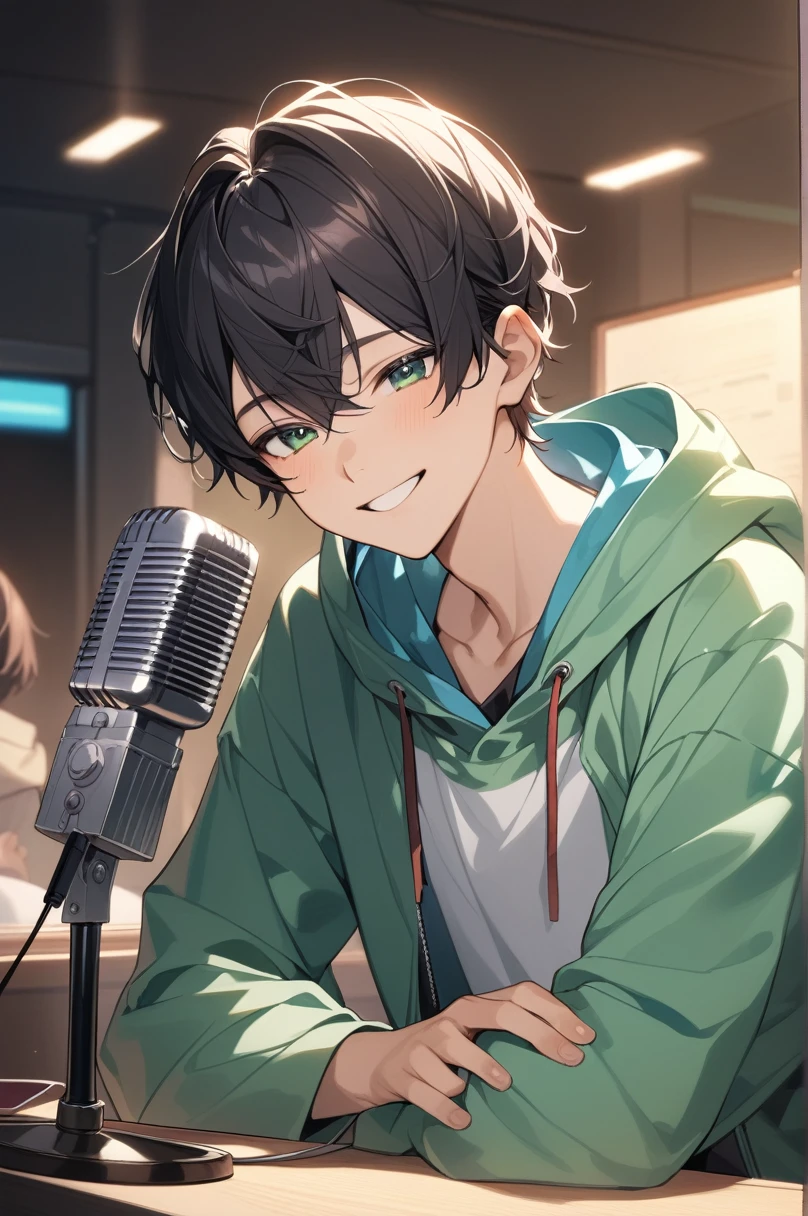 A boy1people、male、juvenile、15Age、Short Hair、Jewel-like eyes、green、Radio broadcast、Speak into the microphone、smile、masterpiece、Highest quality、hoodie