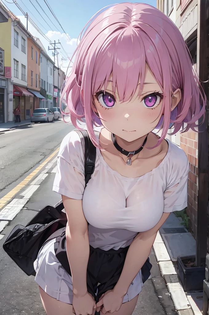 medium pink hair violet eyes sex and perverted like momo deviluke she is in the square of divinopilis mg