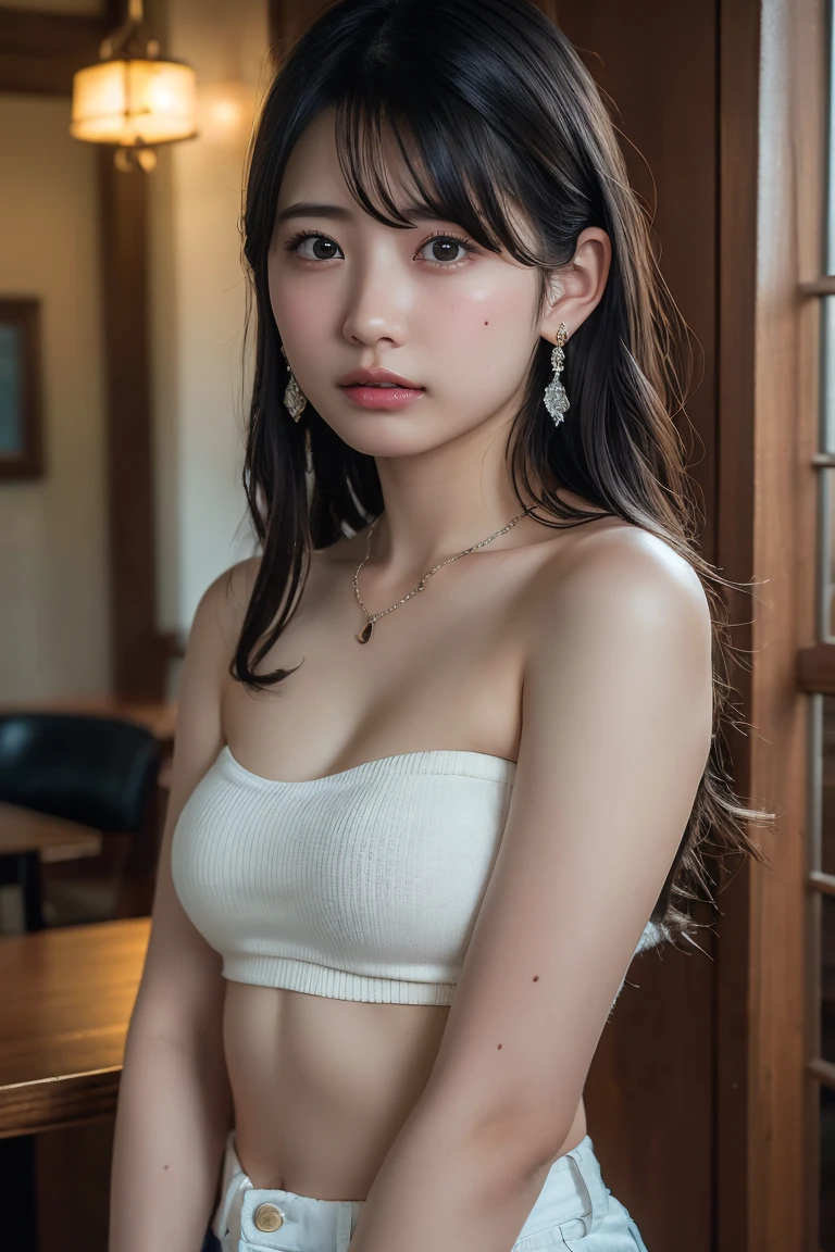 (Highest quality:1.4),(masterpiece:1.4),(Realistic:1.4),(Realistic:1.2),(超High resolution, RAW Photos:1.4),(High resolution, Ultra-detailed:1.2),(8k:1.2),View your viewers,Cinematic photography,One girl,skeletally correct,Black-haired woman,Woman in her early 20s,(Small earrings,necklace,Knitted tube top,White shorts),(Western-style building interior,Dimly lit room,The lamplight shines on my cheeks)
