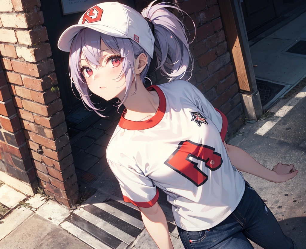 (Close-up:1.3),Realistic,Highest quality, Super detailed, High-quality CG rendering, The most delicate and beautiful, Floating softly, High resolution, (1 girl), (Highest quality,4K,8k,masterpiece:1.2), Light purple hair,(Very long ponytail:1.5),Red eyes,(Pure white oversized short sleeve T-shirt:1.3),(Black skinny jeans:1.3),(Pure white baseball cap:1.3),In the city,old buildings,Narrow back alley