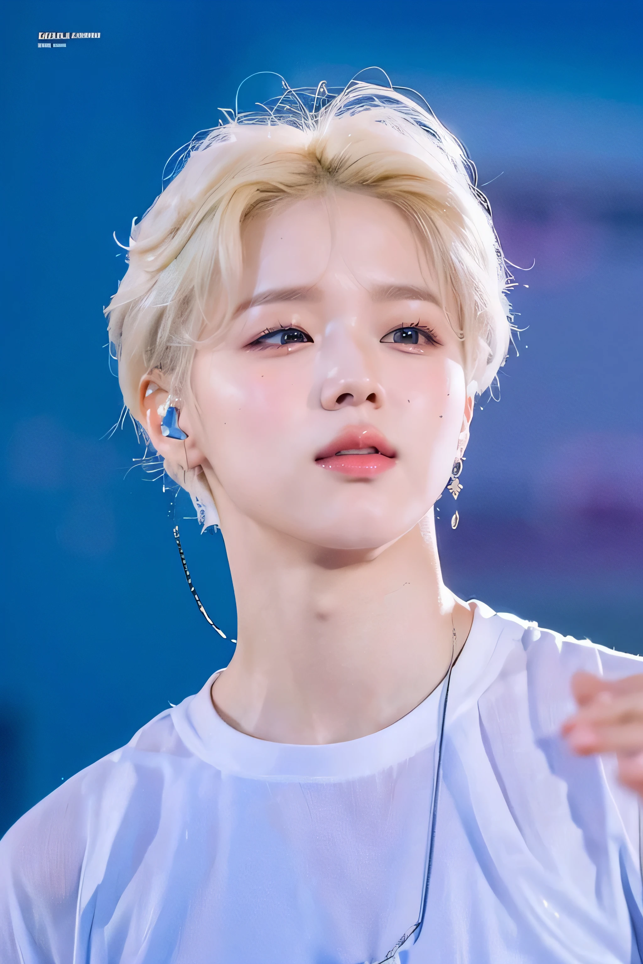 Face identical to that of Jimin from Bts, delicate features, full lips, Pale skin, light eyebrows 