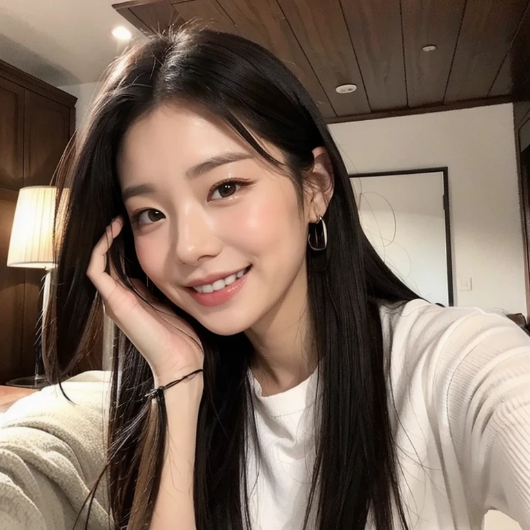 In your room at home、She smiles sweetly at her lover、