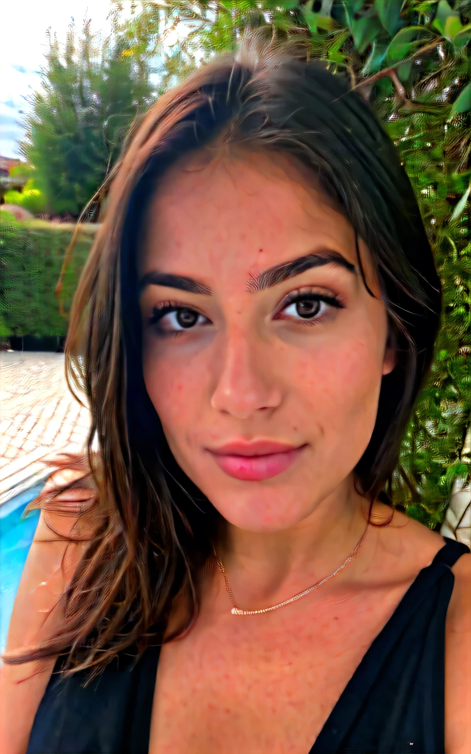 une belle femme de 23 ans, brune claire, Fermer, La fille d&#39;à côté, vêtements amples, se maquiller, Lèvres, Lunettes, nuit, Les cheveux en désordre, grain de film, rétro, Support 160 couleurs, tourné sur ARRI ALEXA 65, mise au point nette sur le sujet, Fujifilm Xt-3