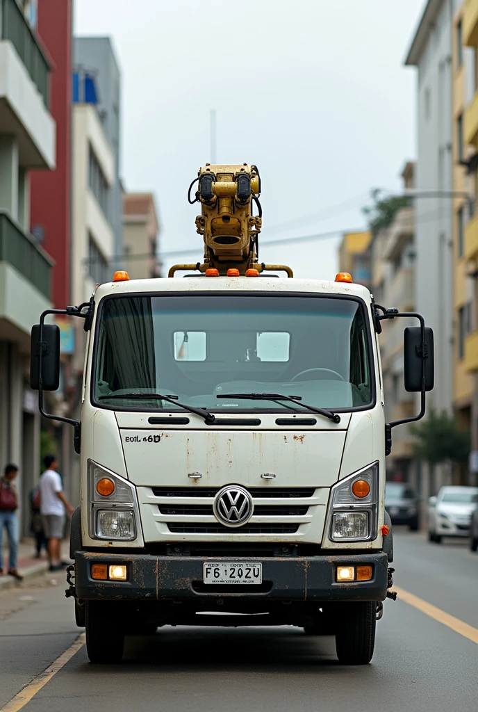 Volkswagen Worker bucket truck model year 2006 Brazilian, cor branco, in 2024
