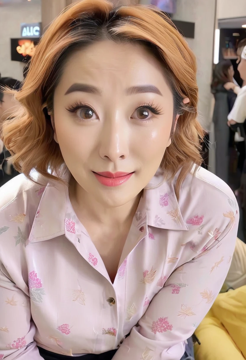 Korean female comedian Maple.oh, is giving off 'notice me senpai' when she sees viewer
