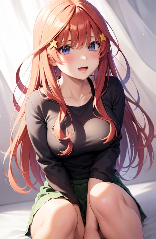 (Red Hairとblue eyesをしたAnime Girls), Red Hair、blue eyes、Loose mid-cut T-shirt,I can see my belly button、Down着無し, The shirt has less fabric showing on the shoulders, Down , (Micro Mini Skirt:1.2),魅力的なAnime Girls, Anime Girls con pelo largo, 美しいAnime Girls, かわいいAnime Girls, Anime Girls, かわいいAnime Girls, 最高のAnime Girls, Moe anime art style, Cute girl visual anime, 肖像画のAnime Girls, Anime Girls, 魅惑的なAnime Girls, (Anime Girls), 若いAnime Girls、Yellow star hair ornament