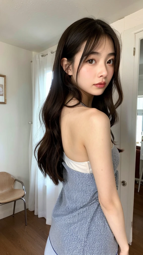 Standing in a room、Pure girl、Pretty beauty、