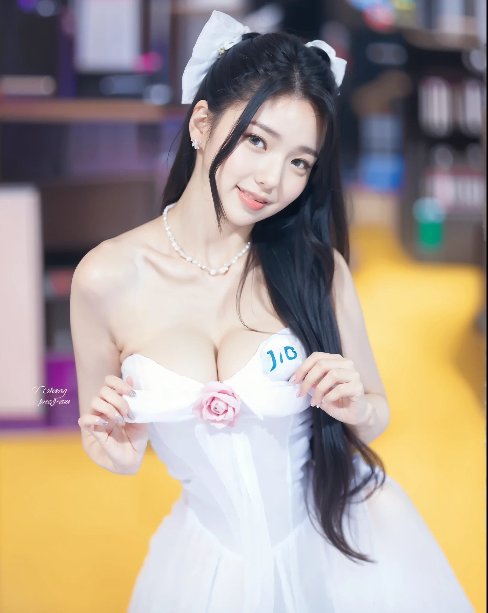 close mouth smile, big breasts, perfect hand and finggers