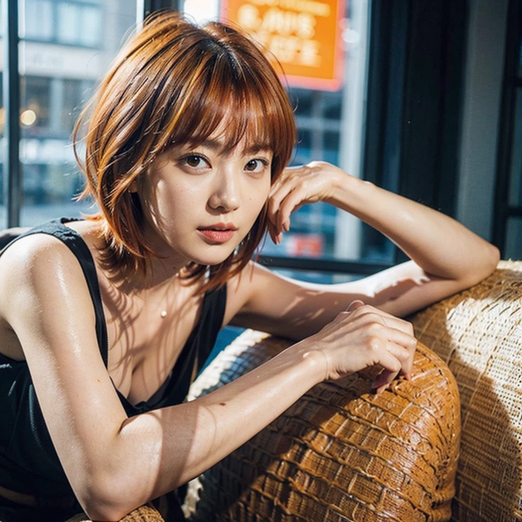 Model actress、One Woman、Singer-songwriter、cool、cute、Japanese and half European、Bright orange hair colour、short hair