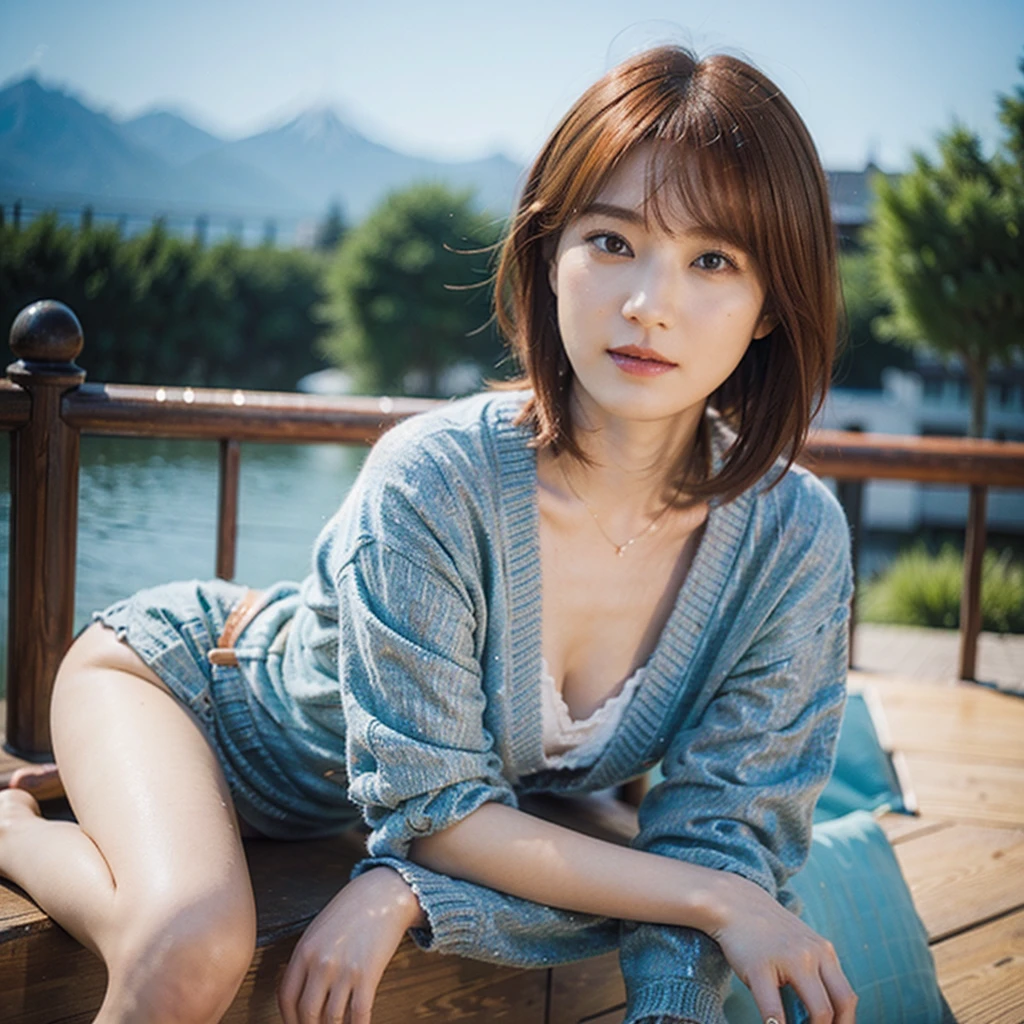 Model actress、One Woman、Singer-songwriter、cool、Japanese and half European、Bright orange hair colour、short hair、Outdoor