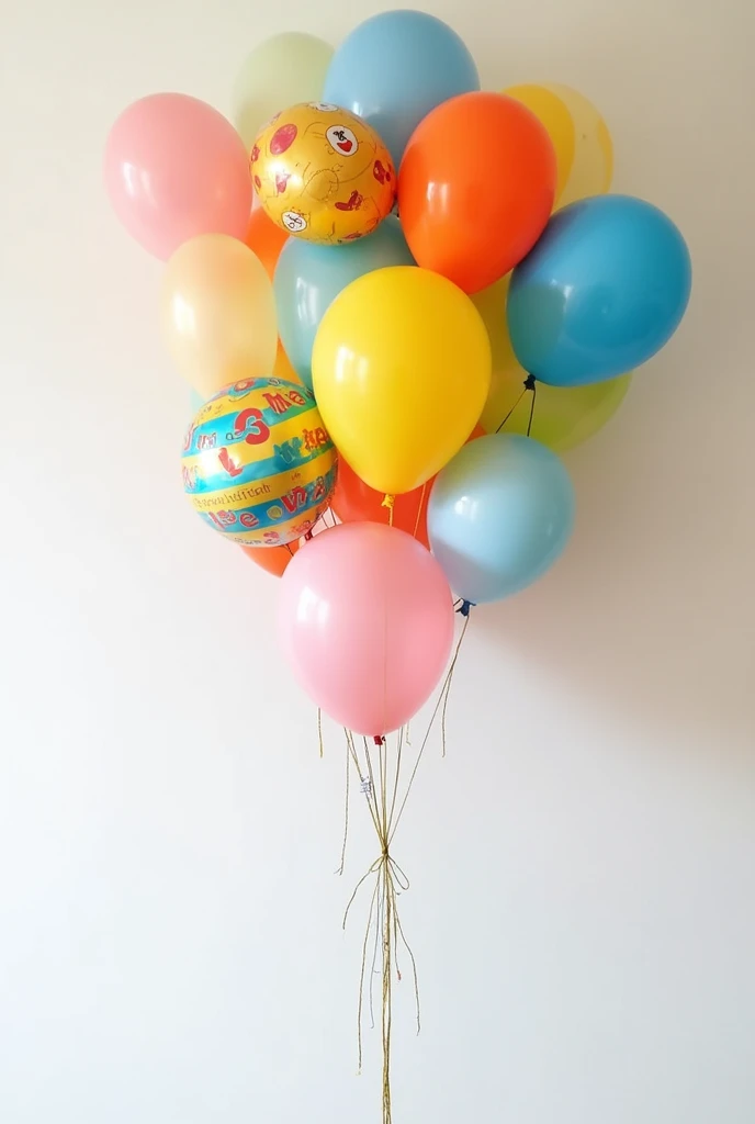 Wall decoration with balloons for a boy&#39;s 3rd birthday


