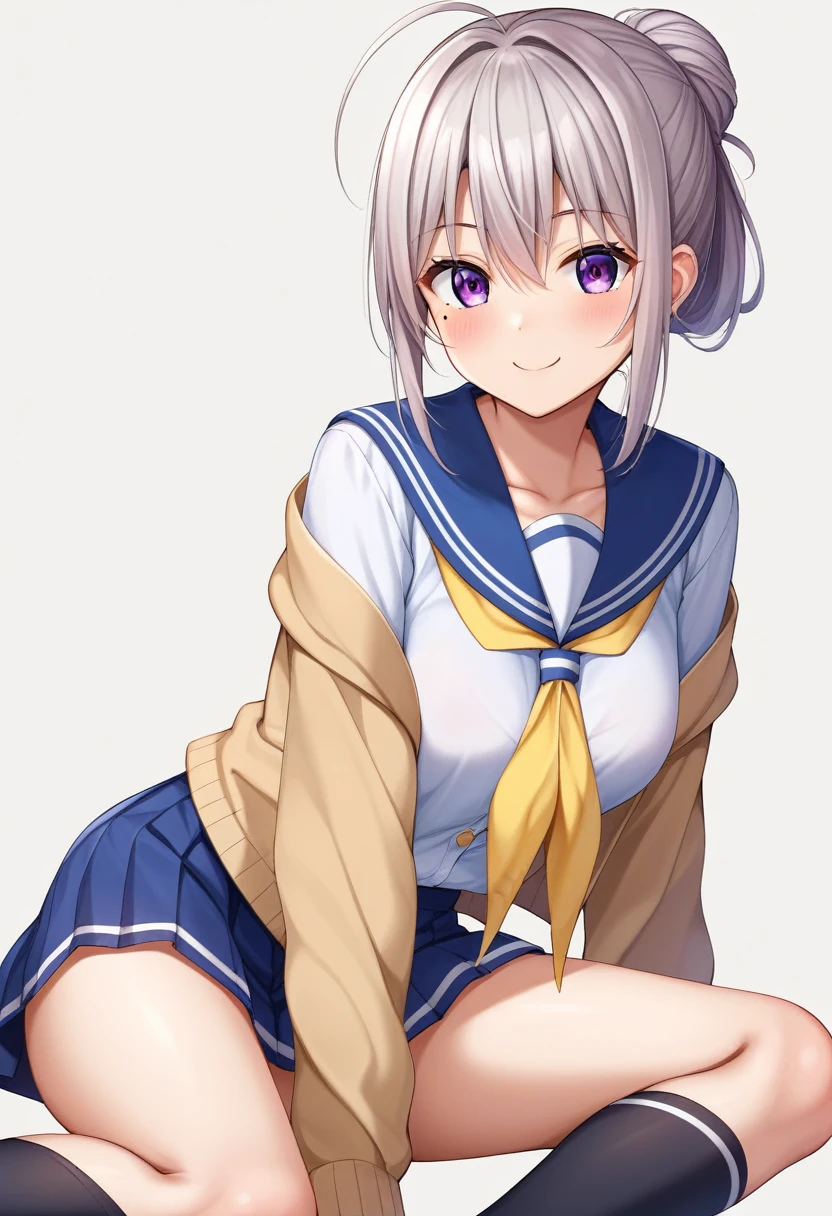 1 girl、One person、chest、Staring at the audience、smile、bangs、skirt、Big Tits、Simple Background、shirt、Knee socks、Long sleeve、White background、school uniform、Purple Eyes、clavicle、白いshirt、Ahoge、Grey Hair、プリーツskirt、chest元が開いた服、Sailor suit、黒Knee socks、Sailor collar、Off the shoulder、Hair Bun、mole、smile、neckerchief、Sleeves are longer than the wrist、目の下のmole、Double Odango、Leaning forward、cardigan、緑のskirt、Yellow neckerchief collar、The top three buttons of her sailor collar are open、chest元が開いたcardigan、、chest元が開いたSailor suit、緑のSailor collar、Place your hands on your thighs、chestの谷間、chestの谷間を強調ししている、（No eye highlights）
