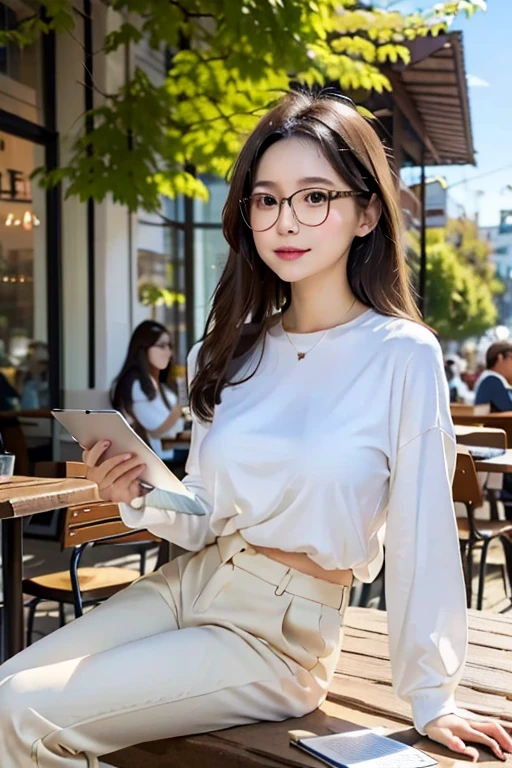 A young woman with dark hair and glasses is sitting in an outdoor cafe on a sunny day. She is wearing a white shirt and beige pants and is reading something while holding a tablet. Located in a pleasant urban area with trees and buildings in the background, the atmosphere is calm and relaxing. There is a red coffee cup on the wooden table in front of her, and the light from outside creates a warm and inviting atmosphere.