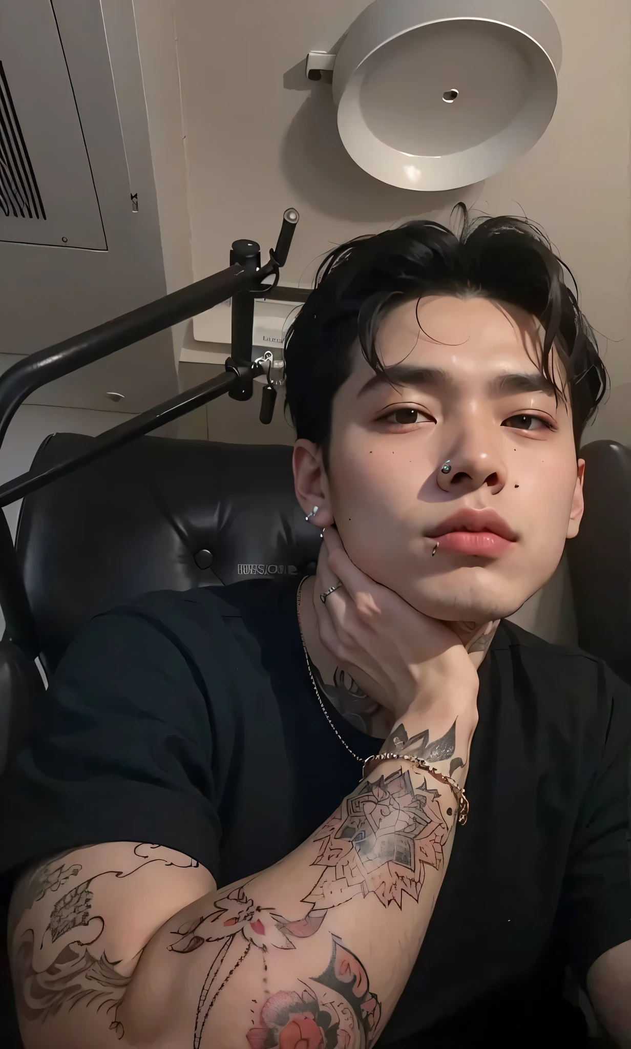 Arafed man with neck and neck tattoo., Kim Doyoung, cai xukun, Jinyoung Shin, ulzzang masculino, hyung tae, kanliu666, Jungkook, inspirado em Bian Shoumin, headshot imagem de perfilture, Hong junho hyung,  - idade de rosto fino, taejune kim, imagem de perfil