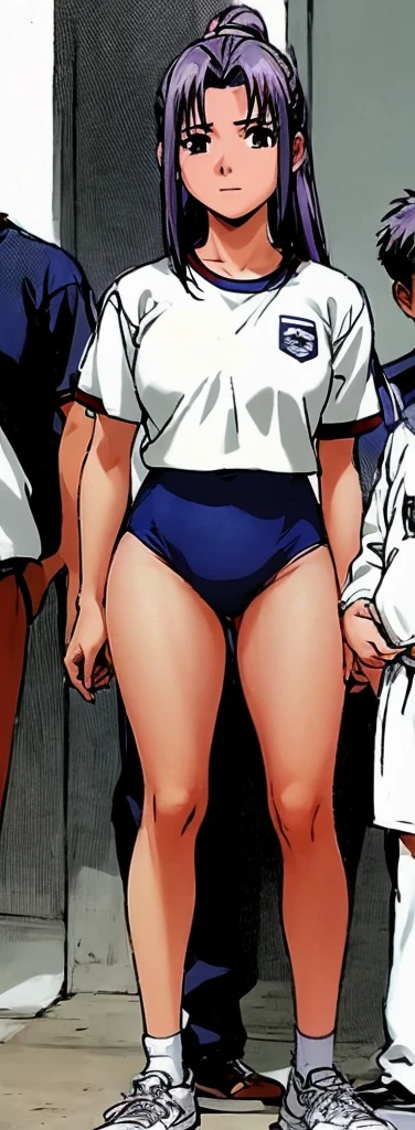 Momoko Koigakubo, with her beautiful legs, stands in a white gym uniform and light navy blue bloomers that look like panties.。A young boy in a tracksuit is standing next to Momoko Koigakubo and is being held by her.。