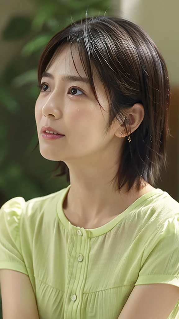 Japanese 40year old woman 、Bust up images、Short Hair、double The whole picture Clear
Large tears are flowing.、Mouth open、
古いApartment room background、Sitting、Very sad face、A painful expression、Mouth open、Talking about something、Mouth open、Tears are flowing、Tears are overflowing、Close-up of face、Tears flowing、Gazing into the distance、Plain summer short-sleeved shirt、