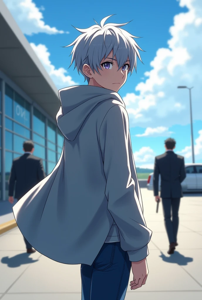 ((アニメ)) ,(((boy))), (pale violet eyes), (work of art:1.2), best qualityer, A high resolution, unity wallpaper 8k, (illustration:1.2), (very highly detailed face), (perfect hands), (ideal ???????), (((light gray hair))), ((without bangs:1.2)), ((hooded cloak)), (((O hooded cloak foi jogado sobre sua cabeça))) ((blue jeans)), ((looking back:1.1)), ((exited the airport building)), ((standing in the parking lot)), ((far from him are black-suited men)), ((black-faced men chasing him))