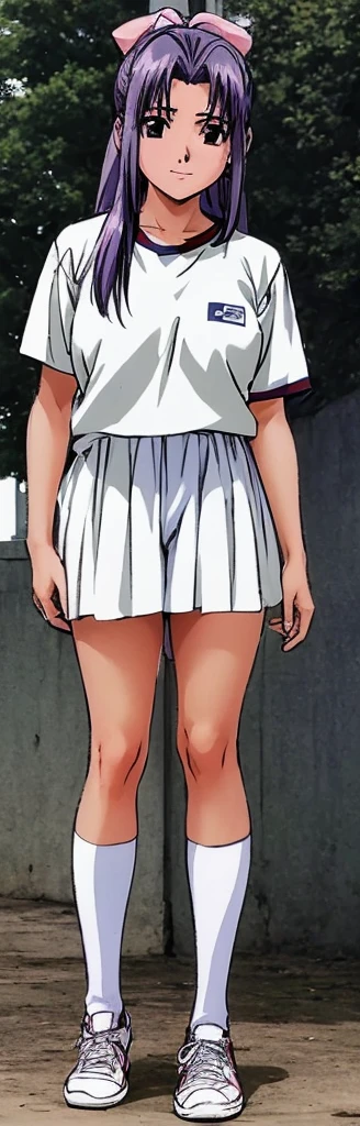 Momoko Koigakubo, with her beautiful legs, stands in a white gym uniform and light navy blue bloomers that look like panties.。